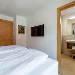 Chalet Wagrainer Tauernlodge 42d *