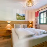 Chalet Wagrainer Tauernlodge 42d Wagrain