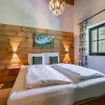 Chalet Wagrainer Tauernlodge 42d Wagrain